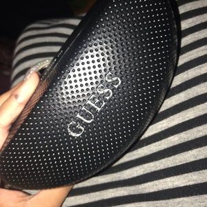 🕶 GUESS SUNGLASSES BLACK 🕶